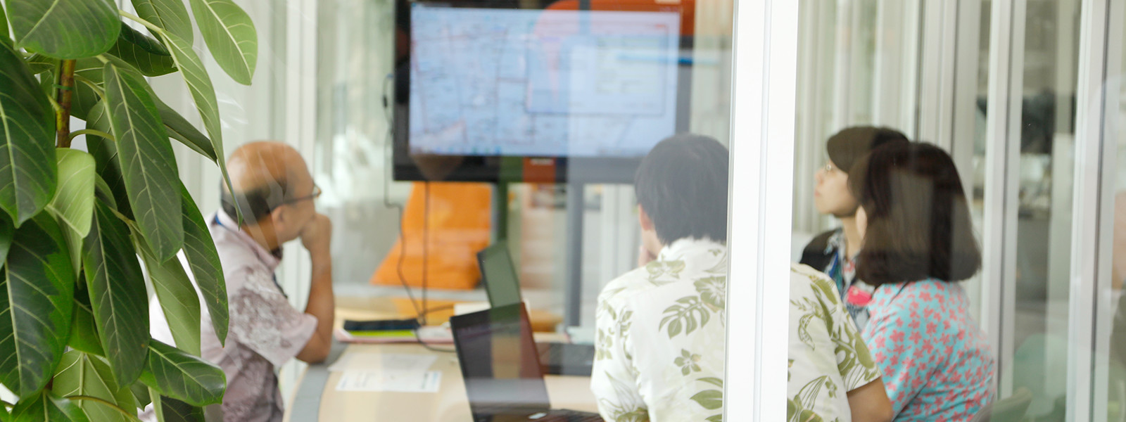 おきなわをつなぐ